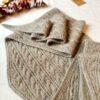 Strikkeopskrift på Ginger Shawl fra Adorable Knits.