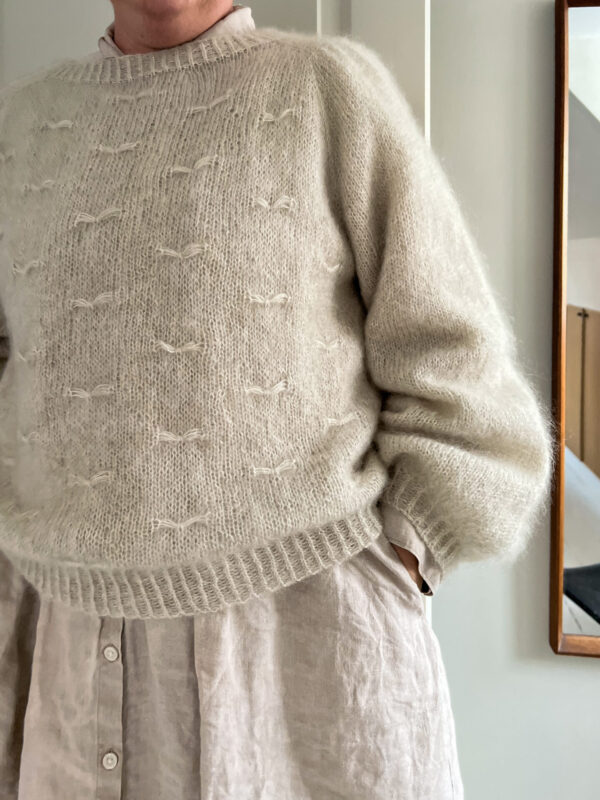 Sløjfefin Sweater (EN) - Image 4