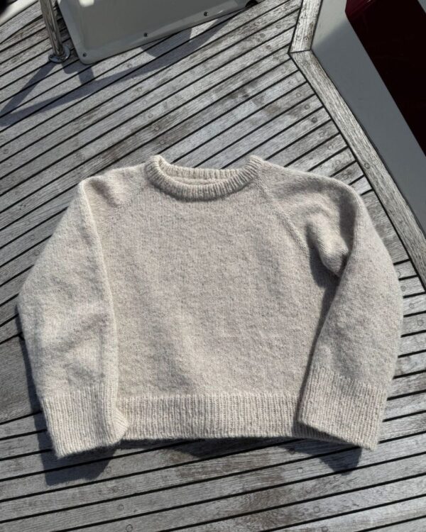Bella Sweater (EN) - Image 3