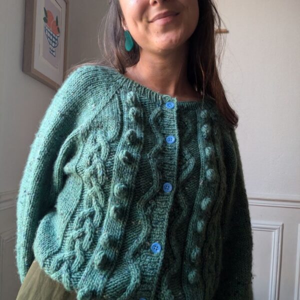 Twist and shout cardigan af Knit Sis