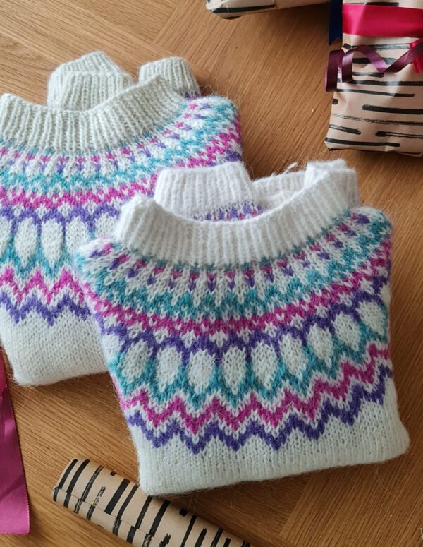 Gersemi Kids Sweater (EN) - Image 2