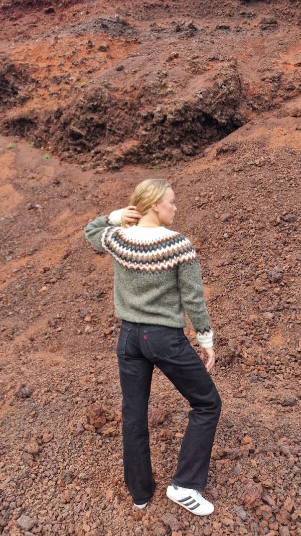 Nostra Sweater (EN) - Image 3