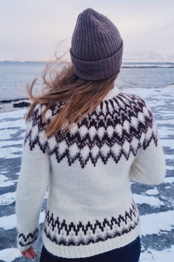 Stapavik Sweater (EN) - Image 3